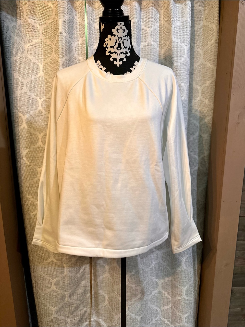 Haven Well Within Talbots Women's Cream pleated Long-Sleeve Crewneck Top size XL
